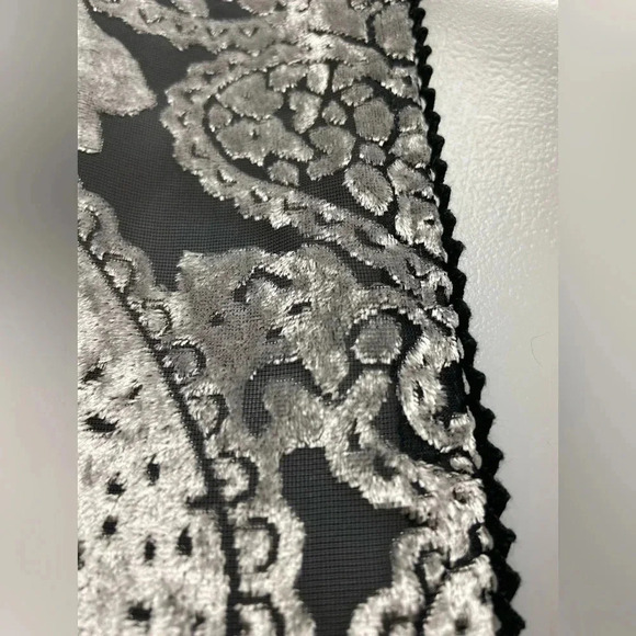 ASOS Girls On Film Black and Silver Kimono Size 4 - Picture 10 of 12